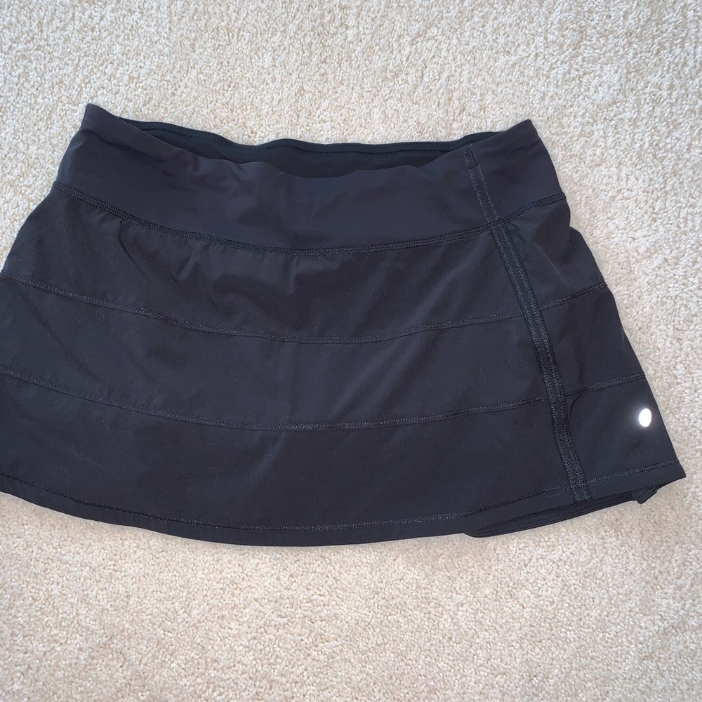 Pace rival Skort